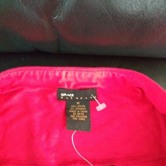 NWT Grace Elements 2PC Red Skirt Set Size Medium - Picture 6 of 8